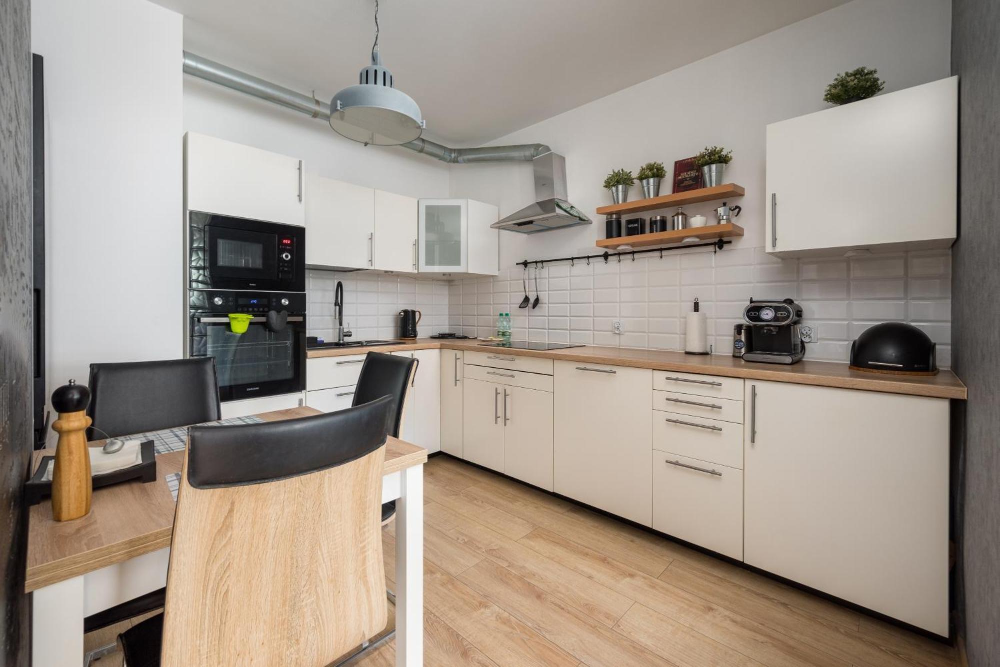 Wola Jana Kazimierza Chic Apartment Варшава Экстерьер фото
